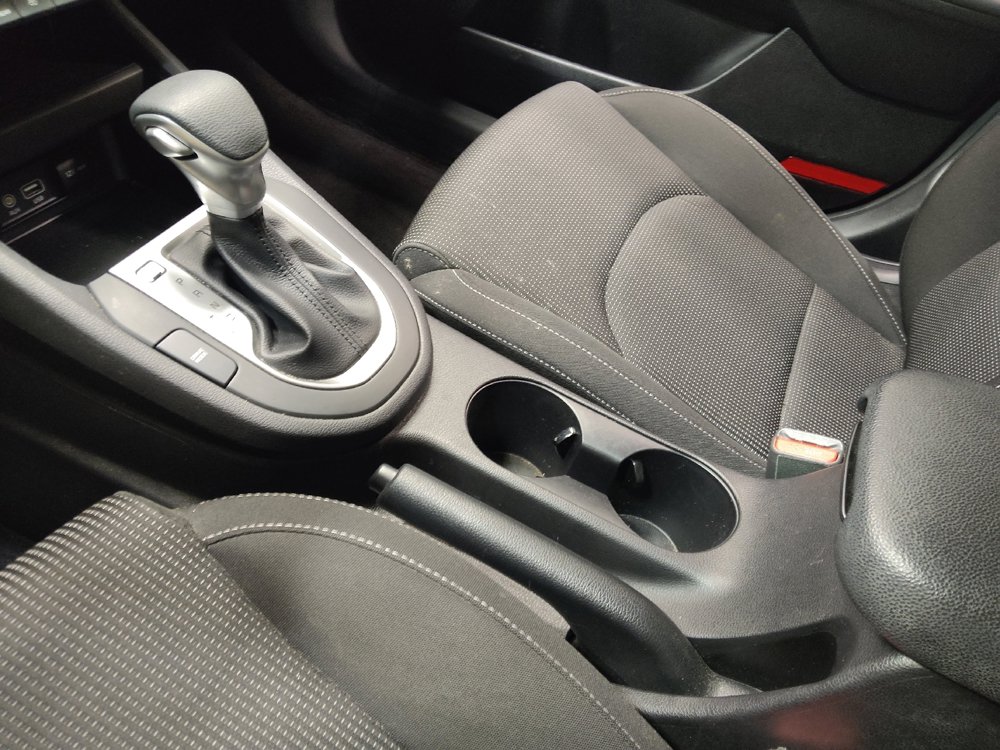 Used 2019 Kia Forte LXS FWD image 26
