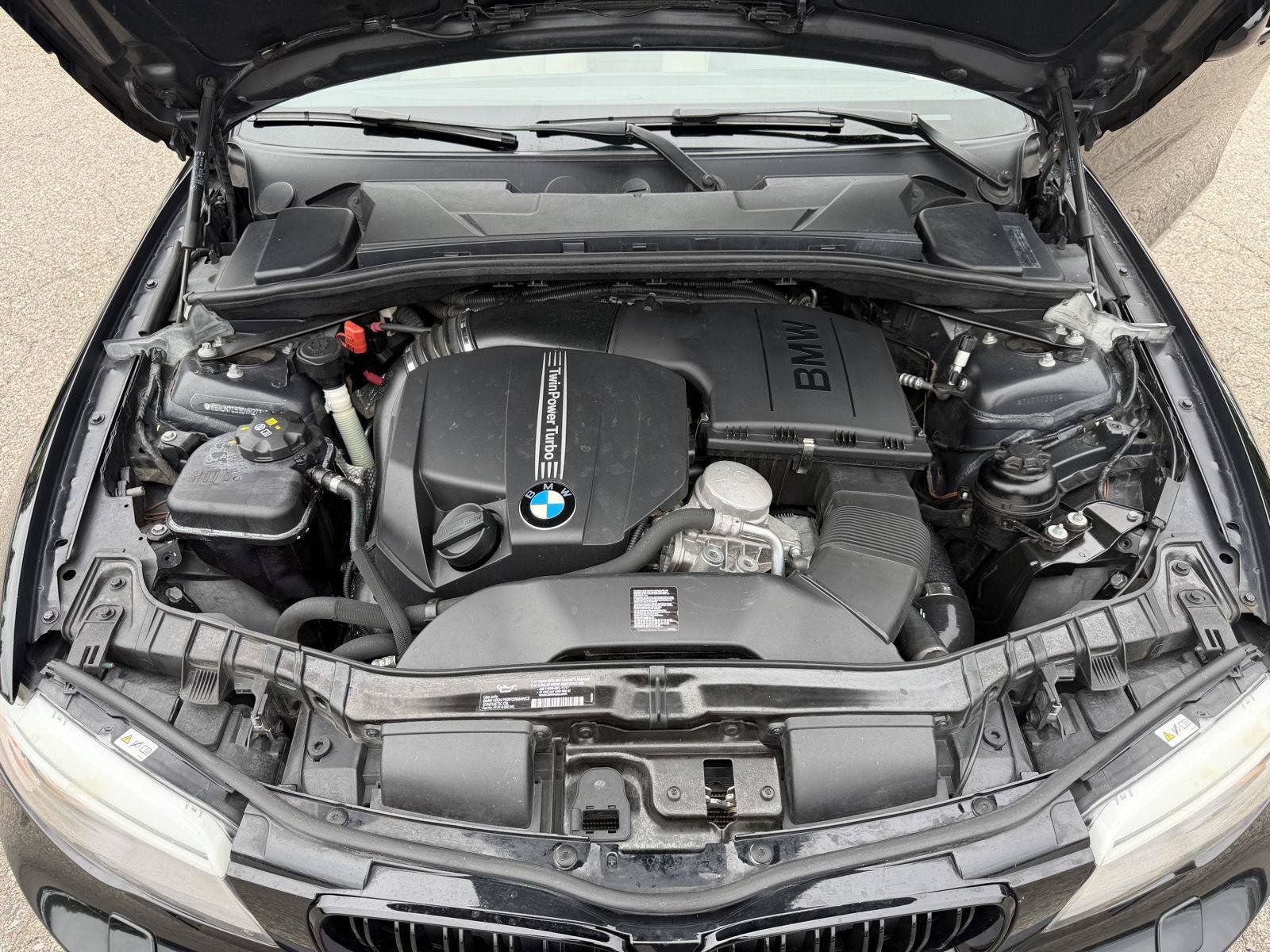 Used 2013 BMW 135i Convertible RWD image 23