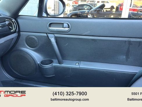 Used 2006 MAZDA MX-5 Miata Sport w/ Suspension Pkg image 17
