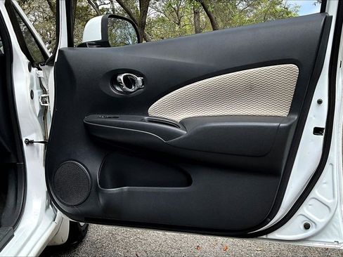 Used 2014 Nissan Versa Note SV image 27