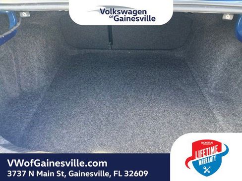 Certified 2024 Volkswagen Jetta SE FWD image 7