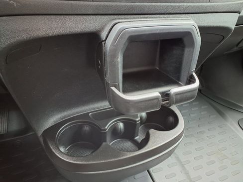 Used 2024 RAM ProMaster 2500 w/ Convenience Group image 7