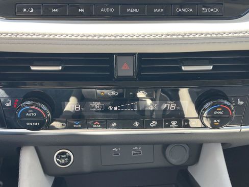 Used 2023 Nissan Rogue SL w/ SL Premium Package AWD/4WD image 18