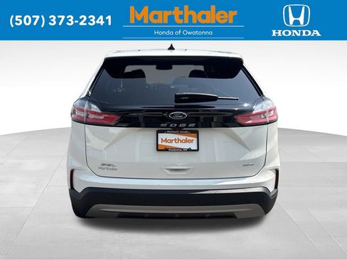 Used 2021 Ford Edge SEL w/ Convenience Package AWD/4WD image 4