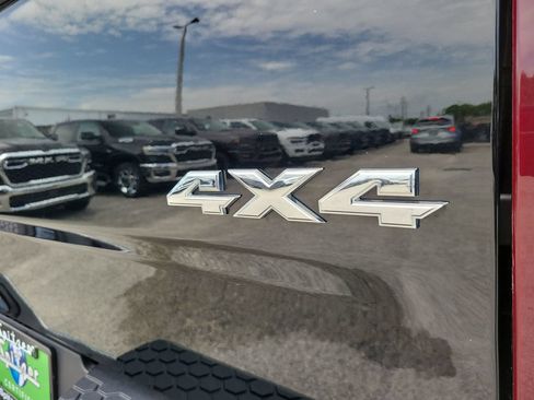 Used 2024 RAM 1500 Classic SLT AWD/4WD image 6