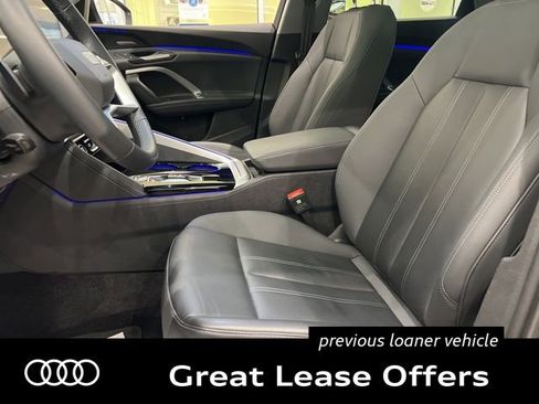 Certified 2025 Audi Q5 Premium Plus w/ Premium Plus AWD/4WD image 8