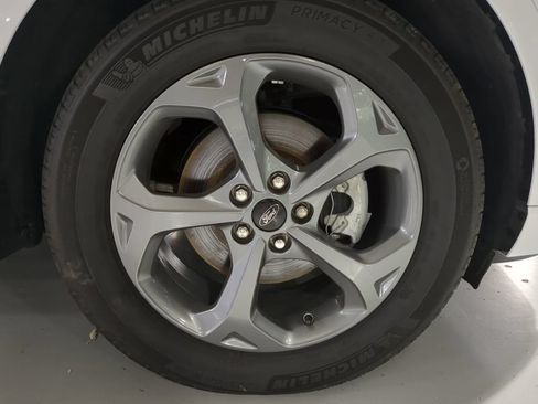 Used 2023 Ford Escape ST-Line w/ Tech Pack #1 AWD/4WD image 6