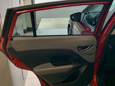 Certified 2024 Subaru Crosstrek 2.5i Limited w/ Crosstrek Mirror Package image 8