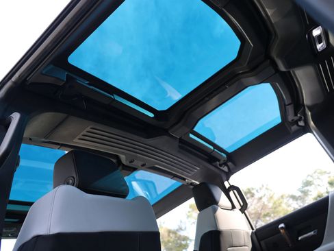 Used 2024 GMC Hummer EV 3X w/ Omega Edition image 36