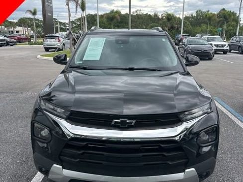 Used 2023 Chevrolet TrailBlazer LT w/ Convenience Package AWD/4WD image 1