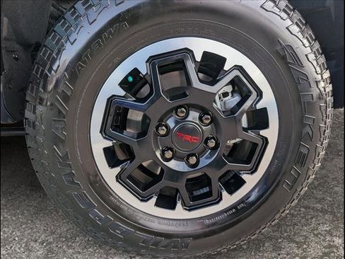 Used 2025 Toyota 4Runner TRD Off-Road Premium image 20