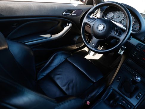 Used 2002 BMW M3 image 25