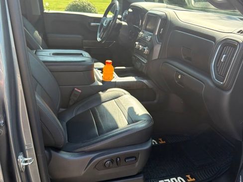 Used 2020 GMC Sierra 1500 Denali w/ Technology Package AWD/4WD image 11