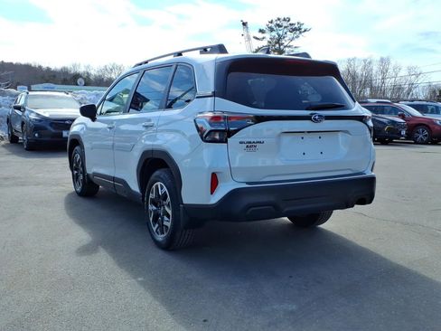 Certified 2025 Subaru Forester Premium image 5