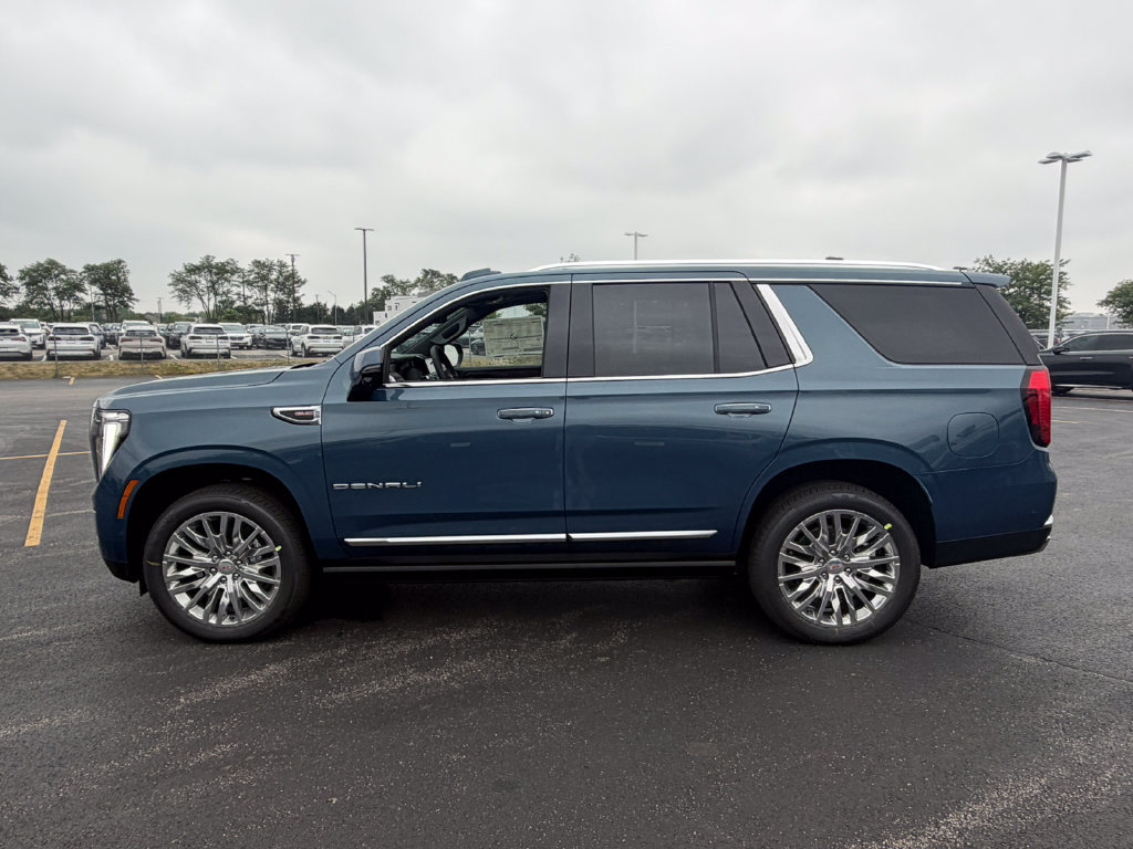New 2026 GMC Yukon Denali w/ Sun & Power Step Package AWD/4WD image 6