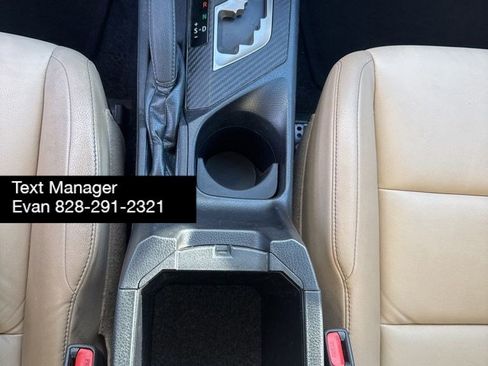 Used 2013 Toyota RAV4 Limited image 25