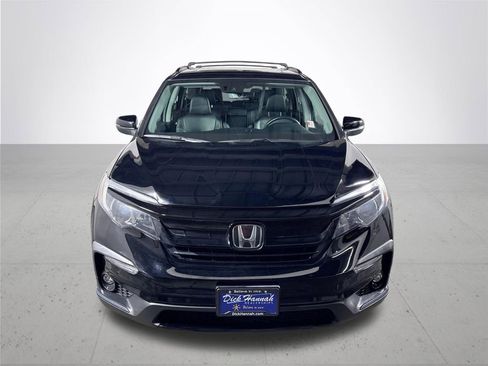 Certified 2022 Honda Pilot Special Edition image 3