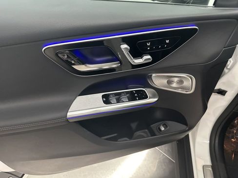 New 2026 Mercedes-Benz GLC 300 image 11