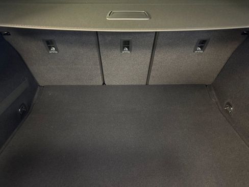 New 2025 Audi Q6 e-tron Prestige image 14