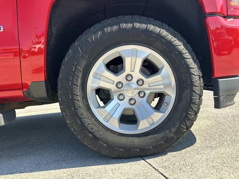 Used 2018 Chevrolet Silverado 1500 LT w/ All Star Edition AWD/4WD image 12