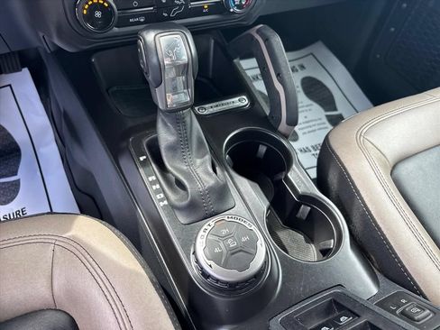 Used 2024 Ford Bronco Big Bend AWD/4WD image 34