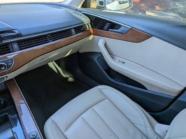 Used 2020 Audi A4 2.0T Premium w/ Convenience Package FWD image 15
