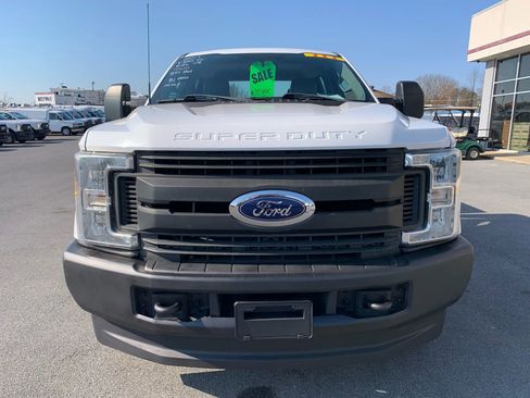Used 2017 Ford F350 XL image 2