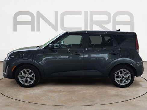 Certified 2025 Kia Soul LX image 5