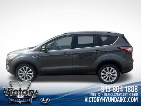 Used 2017 Ford Escape Titanium AWD/4WD image 8