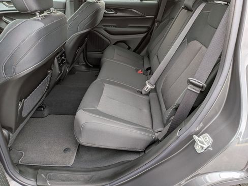 New 2025 Jeep Grand Cherokee Laredo X image 25