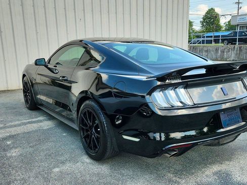 Used 2015 Ford Mustang GT RWD image 3
