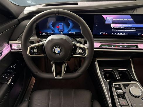 Used 2026 BMW 740i RWD image 27