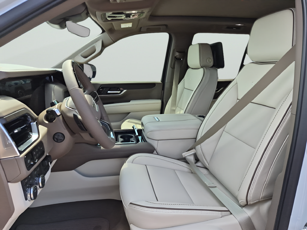 New 2026 GMC Yukon Denali w/ Denali Reserve Package AWD/4WD image 16