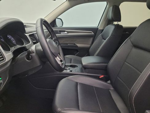 Used 2021 Volkswagen Atlas SE w/ Panoramic Sunroof Package FWD image 17