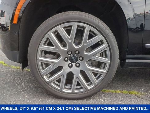 New 2025 GMC Yukon XL Denali Ultimate AWD/4WD image 27