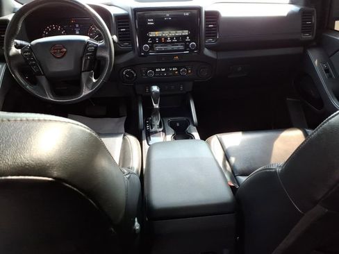 Used 2022 Nissan Frontier PRO-4X w/ Pro-4X Premium Package AWD/4WD image 13