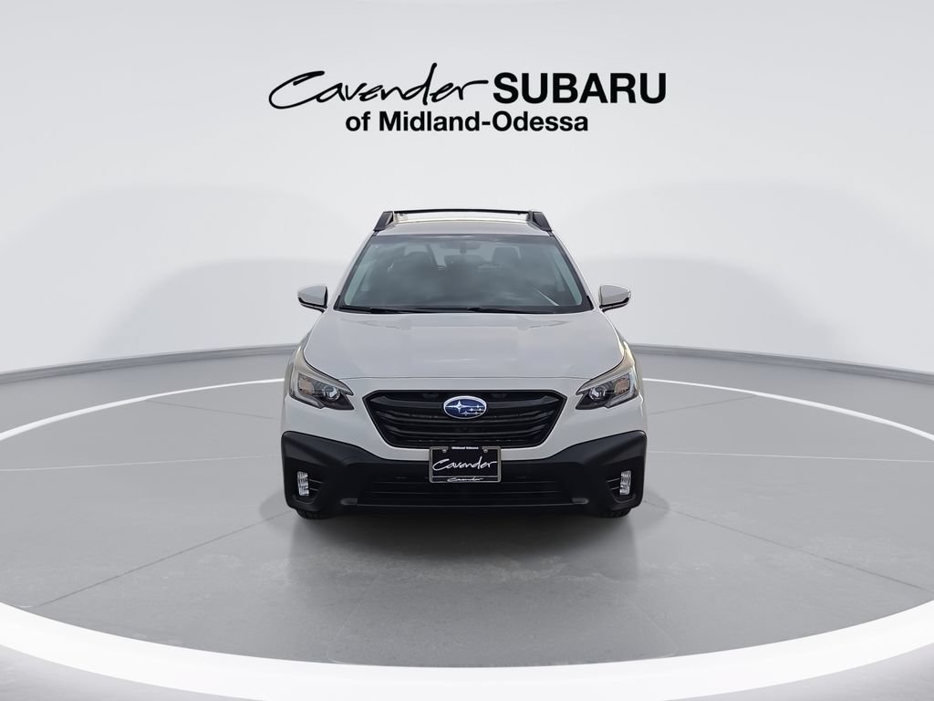 Used 2021 Subaru Outback Onyx Edition XT w/ Tech Package 2 AWD/4WD image 3