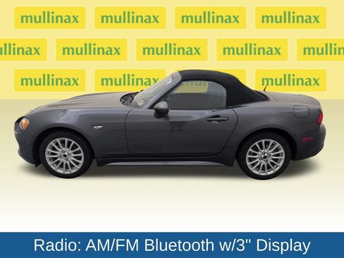 Used 2018 FIAT 124 Spider Classica RWD image 9
