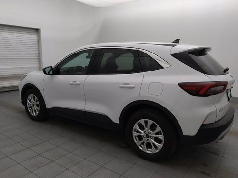 Used 2023 Ford Escape Active image 3