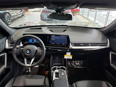 New 2026 BMW X1 xDrive28i w/ Technology Package image 11