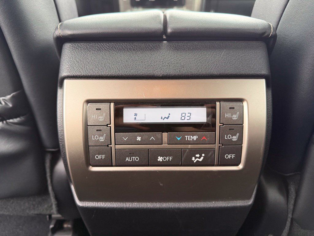 Used 2018 Lexus GX 460 Premium AWD/4WD image 16