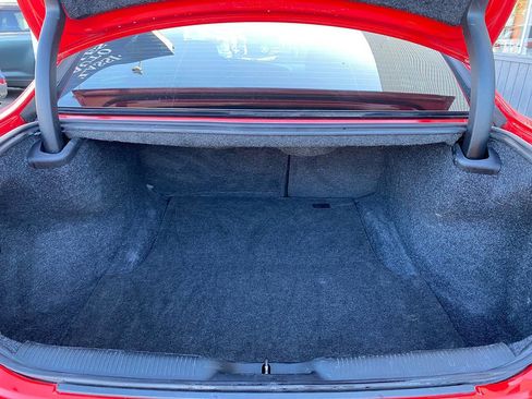 Used 2018 Dodge Charger R/T RWD image 27