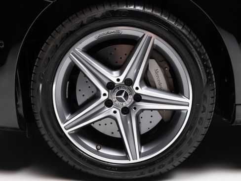 Used 2018 Mercedes-Benz E 300 4MATIC w/ Premium 1 Package image 32