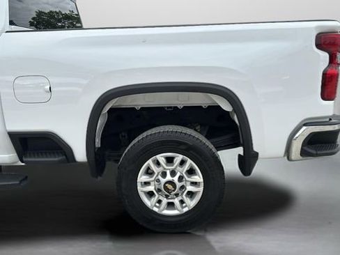 Used 2024 Chevrolet Silverado 2500 LT image 21