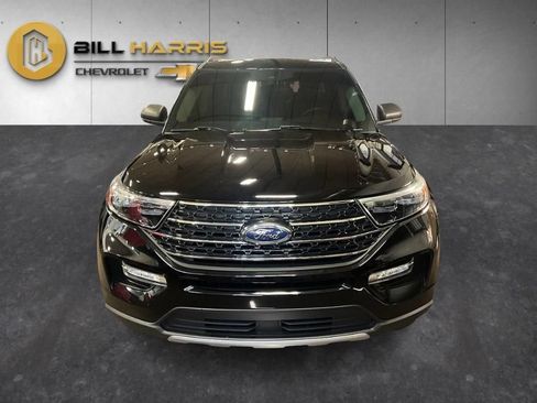 Used 2023 Ford Explorer XLT w/ Equipment Group 202A AWD/4WD image 8