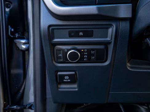 Used 2025 Ford F150 XL AWD/4WD image 17