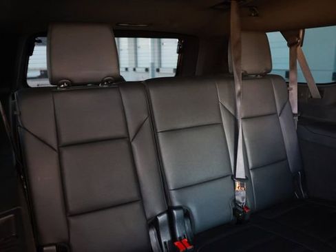 Used 2023 Cadillac Escalade ESV Luxury RWD image 29