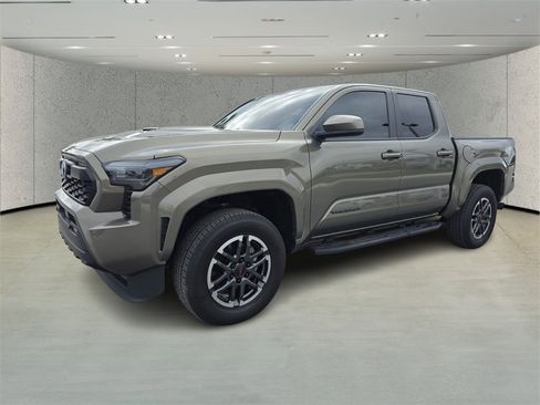 Used 2024 Toyota Tacoma TRD Sport image 7