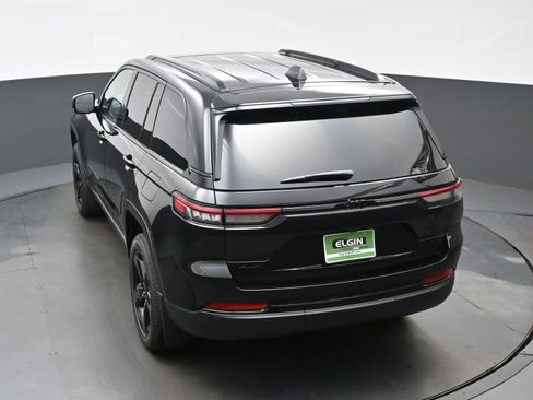 New 2025 Jeep Grand Cherokee Altitude AWD/4WD image 20