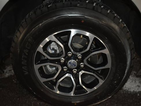 Used 2023 Ford Expedition Max XLT image 55